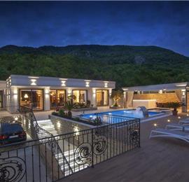 3 bedroom villa with pool in Prijevor, Budva, sleeps 6